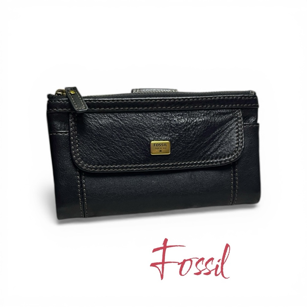 EUC Fossil Emma Pebbled Leather Bi-Fold Wallet Clutch